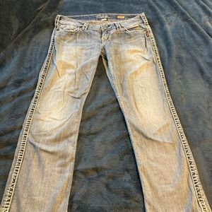 Silver McKenzie jeans size 33x32